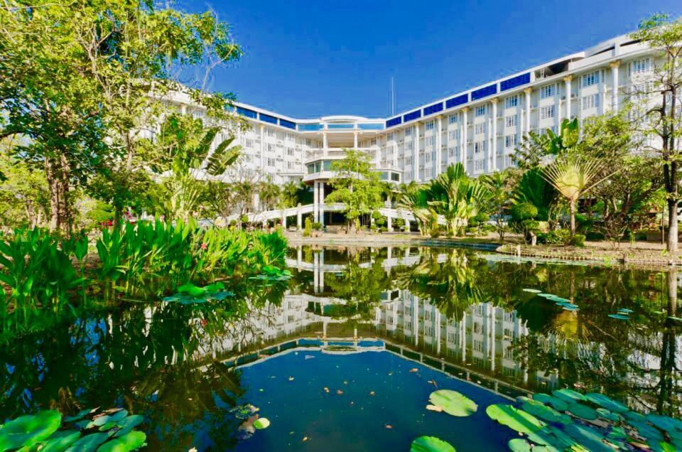 Hermitage Hotel Korat-Sha Nakhonratchasima Eksteriør bilde