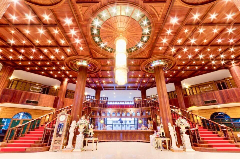 Hermitage Hotel Korat-Sha Nakhonratchasima Eksteriør bilde