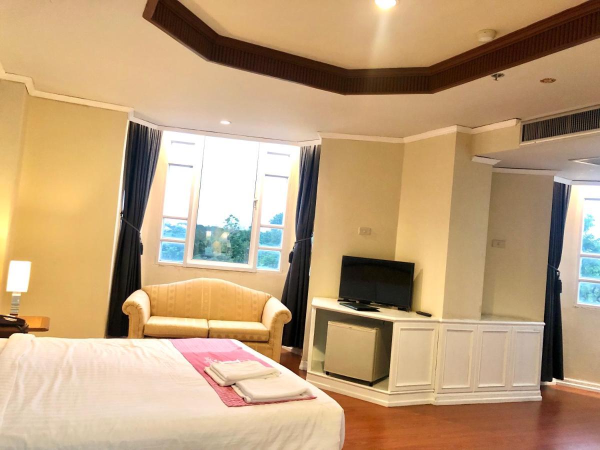Hermitage Hotel Korat-Sha Nakhonratchasima Eksteriør bilde