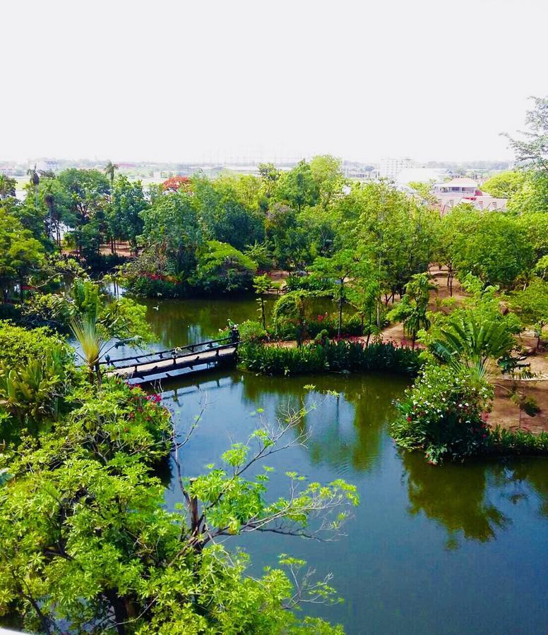 Hermitage Hotel Korat-Sha Nakhonratchasima Eksteriør bilde