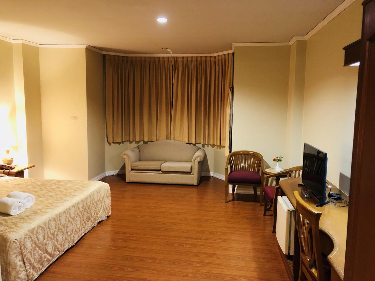 Hermitage Hotel Korat-Sha Nakhonratchasima Eksteriør bilde