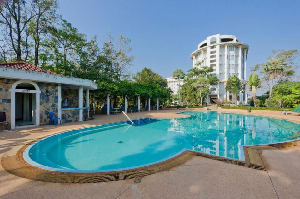 Hermitage Hotel Korat-Sha Nakhonratchasima Eksteriør bilde